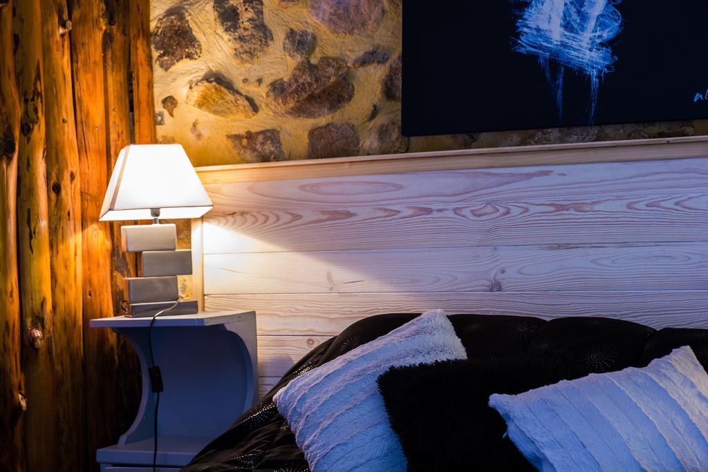L'Armourier Bed & Breakfast Largentiere Room photo