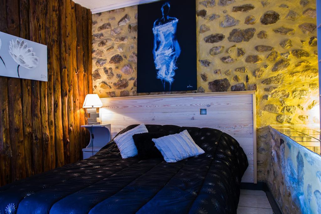 L'Armourier Bed & Breakfast Largentiere Exterior photo
